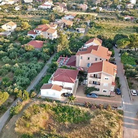 Barbat 19 * Barbat na Rabu