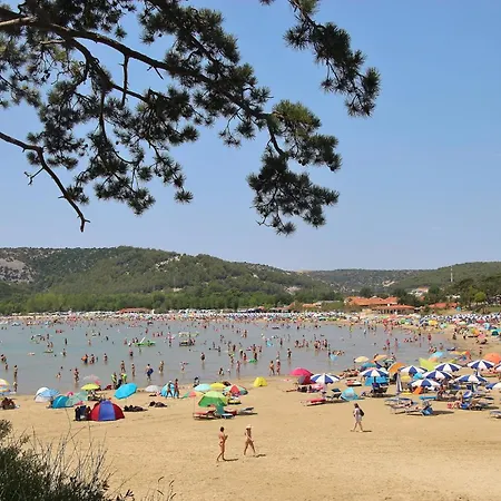 Barbat 19 * Barbat na Rabu